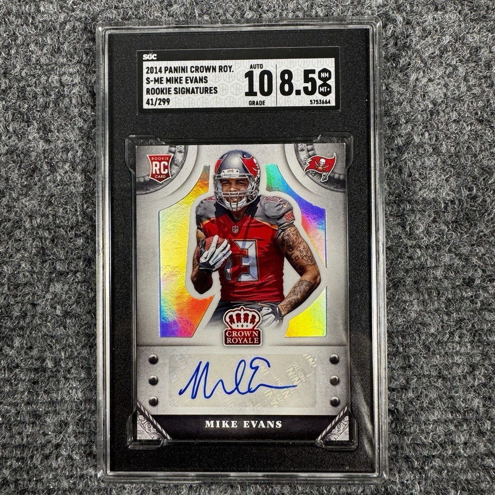 2014 Panini Crown Royale Mike Evans Rookie Signatures Auto /299 #S-ME SGC 8.5/10